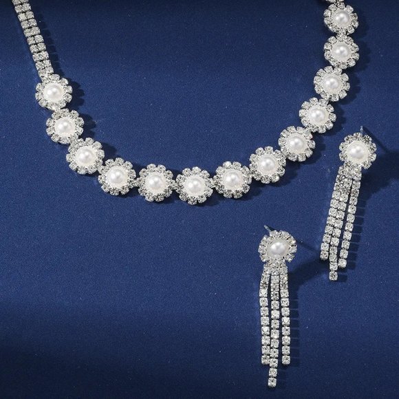 White Rhinestone and Pearl Necklace & Earrings Set - Picture 1 of 4